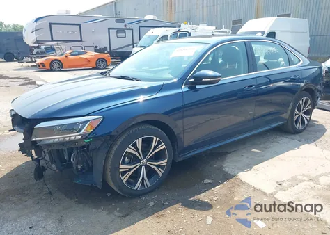 2022 Volkswagen Passat 2.0T Se z USA, uszkodzony, nr VIN 1VWSA7A35NC008315